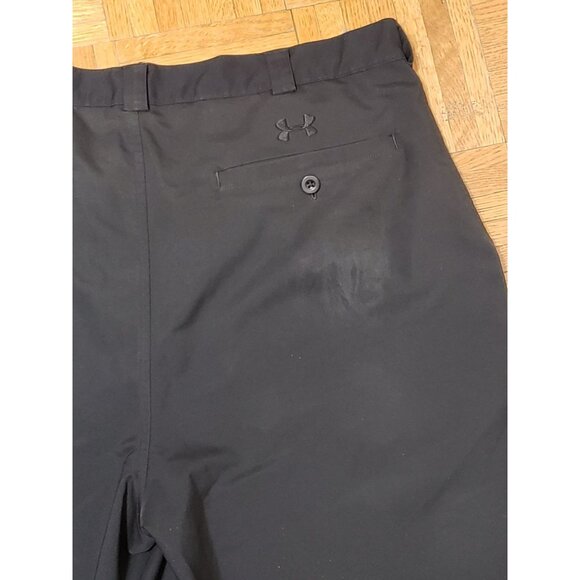 Under Armour Golf Shorts, Black, Men's 36, Polyester, Casual, 9" inseam, Pleated - Picture 3 of 6